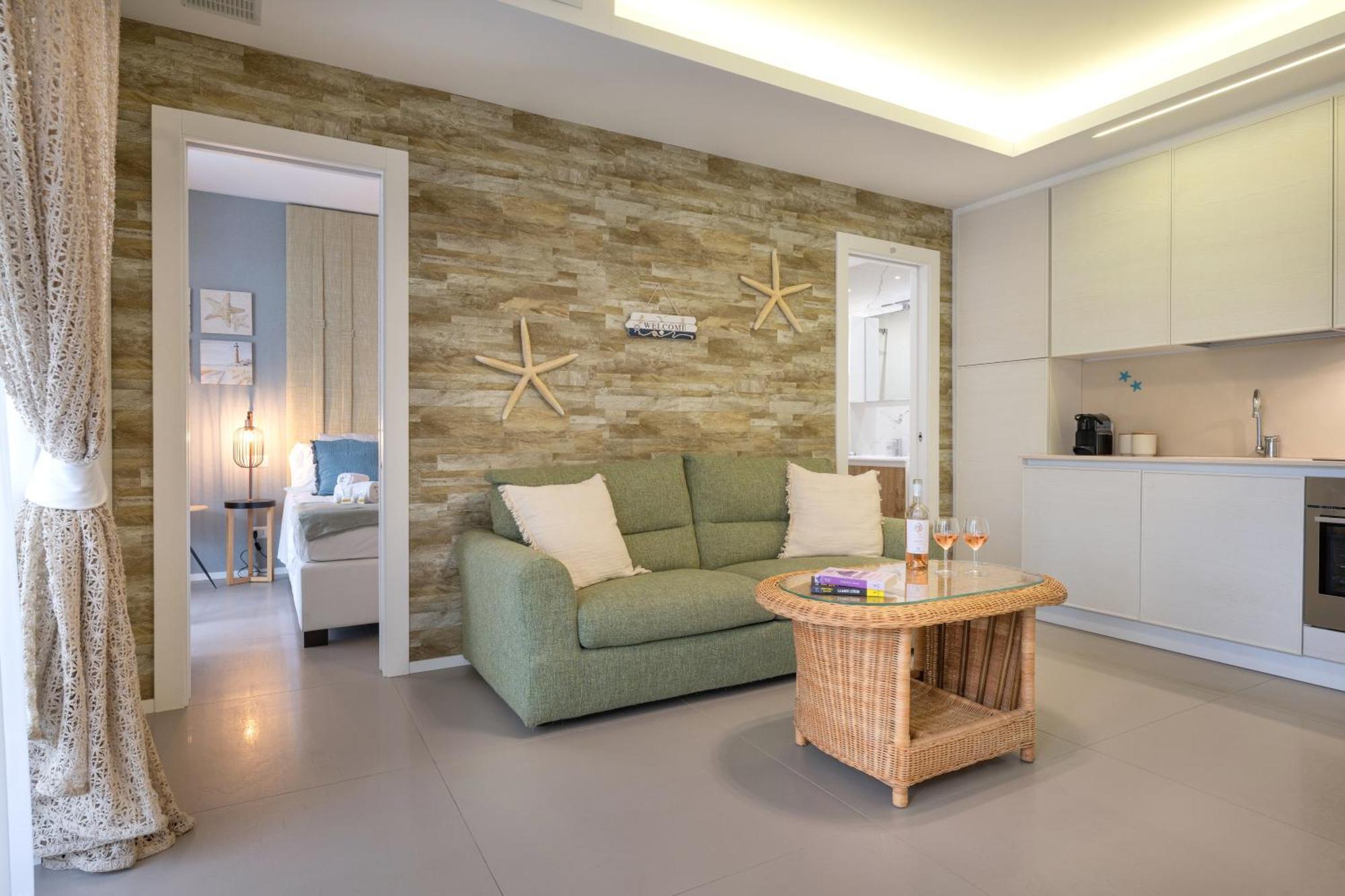 Cozy Marine Apt With Jacuzzi - 250Mt From Sea Polignano a Mare Exterior photo